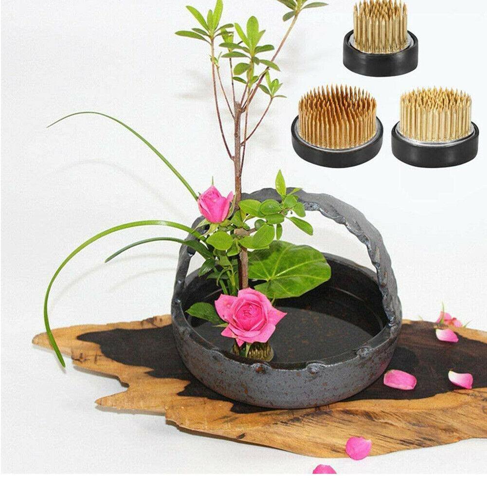 Round Ikebana Flower Frog With - Flower Frog Pin のレビューと価格